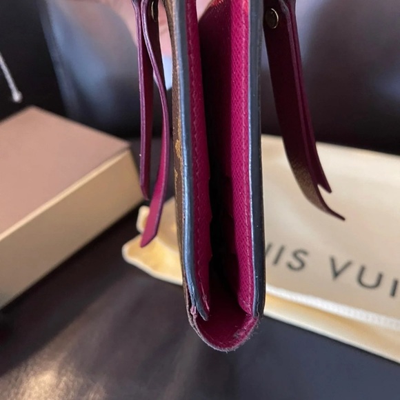 SOLD!!!Authentic Louis Vuitton Adele Wallet - Picture 5 of 9